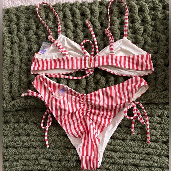 Kitty & Vibe bikini NWT - Picture 2 of 3